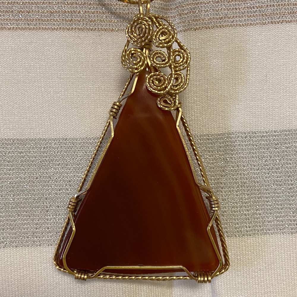 HANDMADE TOPAZ COLORED STONE PENDANT